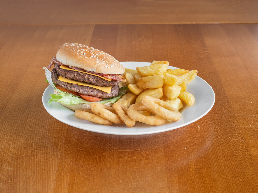 192141_fat willys grill_Food_angus_meal_deal
